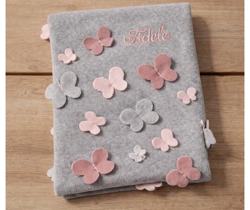 copertina neonato grigio melange con farfalle personalizzata con nome ricamato